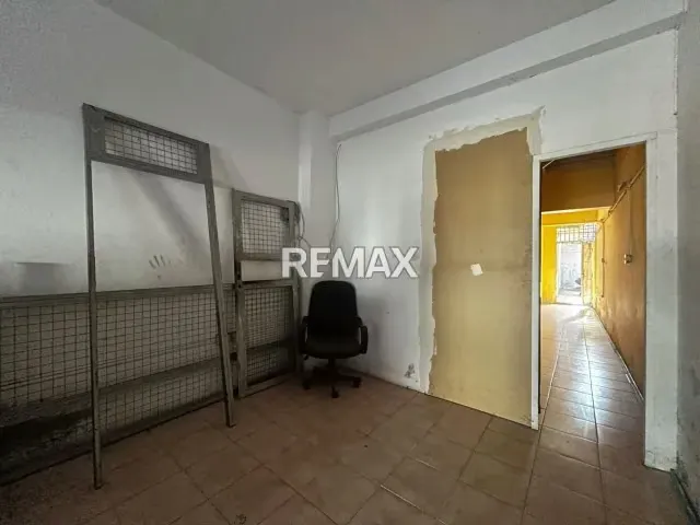 Local Comercial en Alquiler Calle 36 entre Carreras 18 y 19 Zona Centro- Barquisimeto - 19