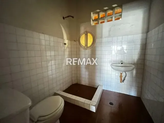 Local Comercial en Alquiler Calle 36 entre Carreras 18 y 19 Zona Centro- Barquisimeto - 3