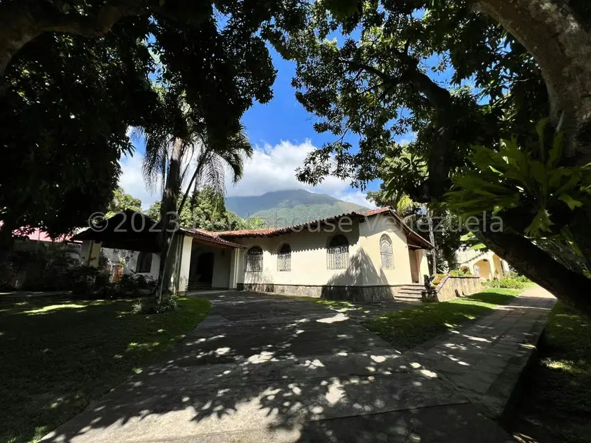 Casa (Duplex) en Venta en Los Chorros, Distrito Metropolitano - 6