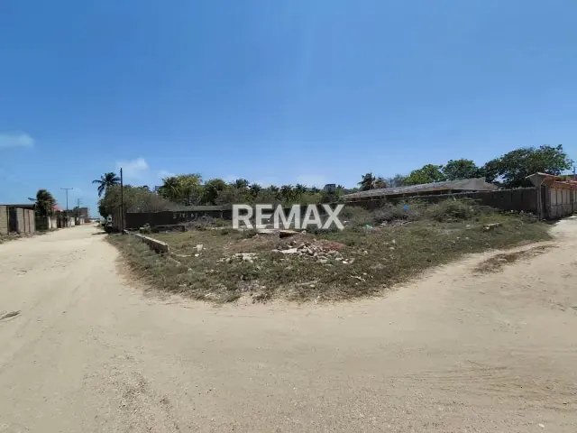 EN VENTA, Terreno de 500 MT2 con fácil acceso a la playa en sector Aeropuerto – Chichiriviche.12