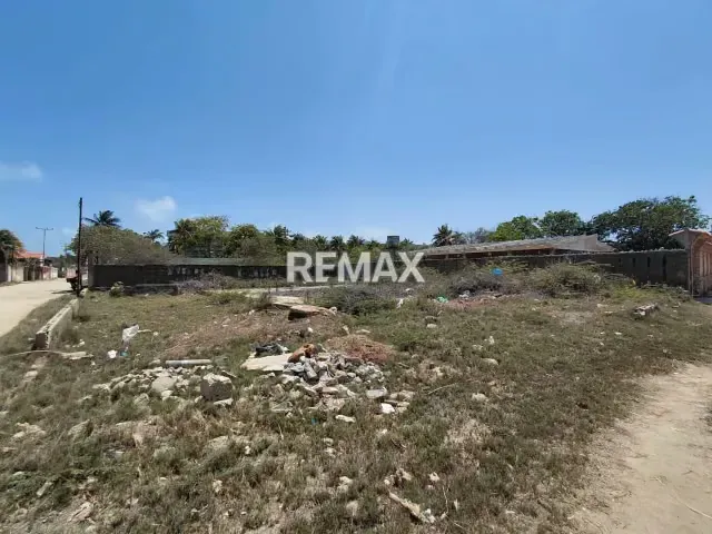EN VENTA, Terreno de 500 MT2 con fácil acceso a la playa en sector Aeropuerto – Chichiriviche.12 - 4