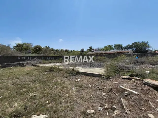 EN VENTA, Terreno de 500 MT2 con fácil acceso a la playa en sector Aeropuerto – Chichiriviche.12 - 6