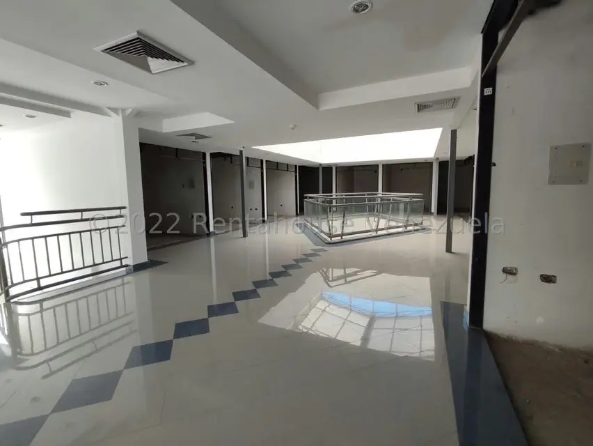 Comercial (Local Comercial) en Venta en Zona Centro, Aragua - 16