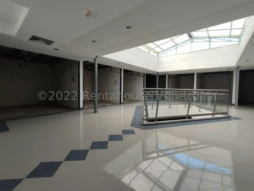 Comercial (Local Comercial) en Venta en Zona Centro, Aragua - 17