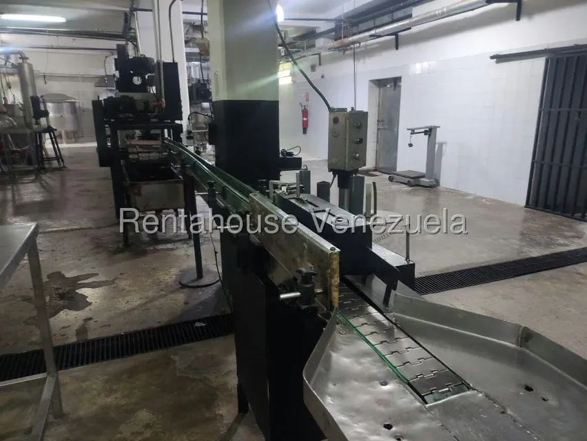 Edificio en Venta en Guaicaipuro, Distrito Metropolitano - 17