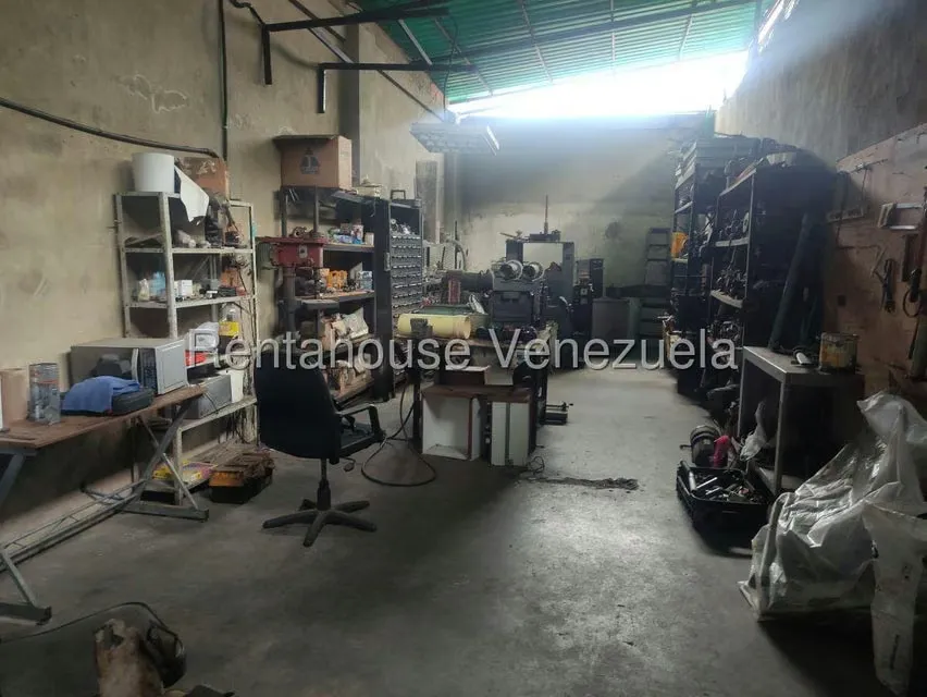 Edificio en Venta en Guaicaipuro, Distrito Metropolitano - 70