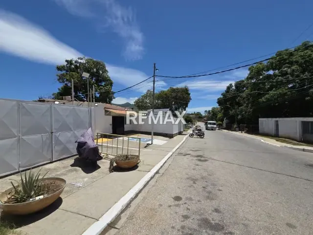 OPORTUNIDAD DE INVERSIÓN: TERRENO CON POTENCIAL PARA PROYECTO RESIDENCIAL - 7