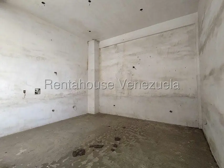 Local Comercial en Venta en Centro, Lara - 16