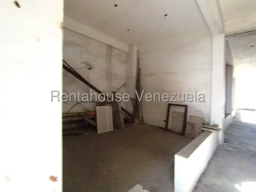 Local Comercial en Venta en Centro, Lara - 28