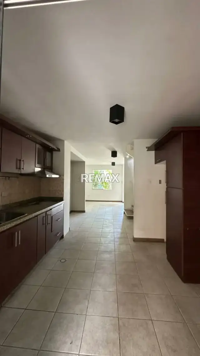 VENTA TOWNHOUSE DE 3 NIVELES, CAMINOS DE TARABANA CABUDARE