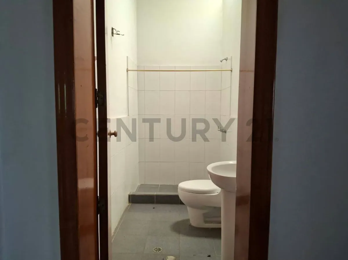 Alquiler de Terreno y Casa en la Urbanización Altamira, Chacao. L.Ll - 22