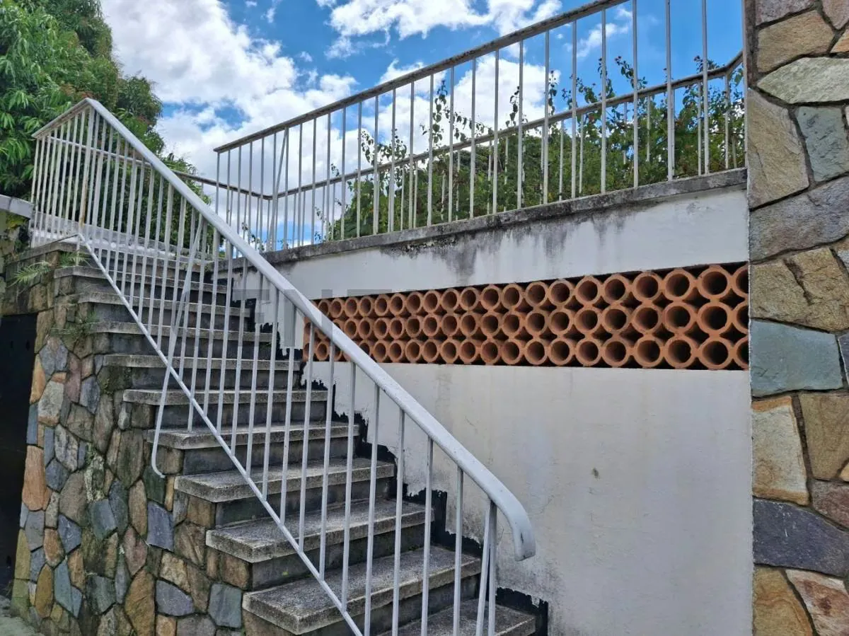 Alquiler de Terreno y Casa en la Urbanización Altamira, Chacao. L.Ll - 30