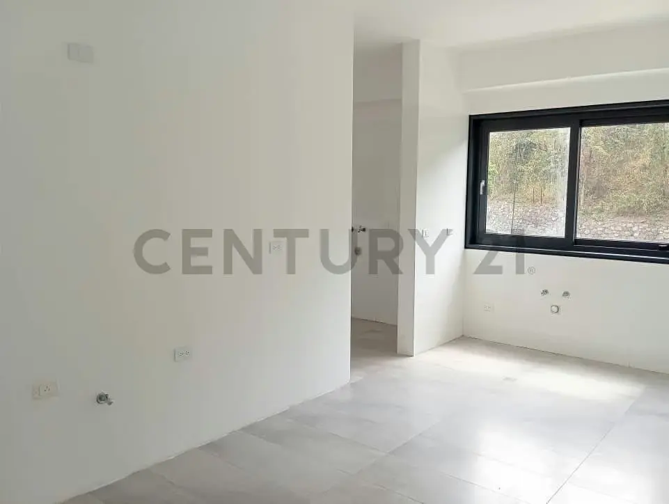 Lujoso y Confortable Apartamento en Venta en Macaracuay con Financiamiento - 11