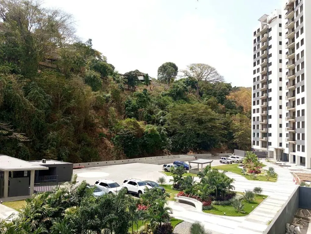 Lujoso y Confortable Apartamento en Venta en Macaracuay con Financiamiento - 15