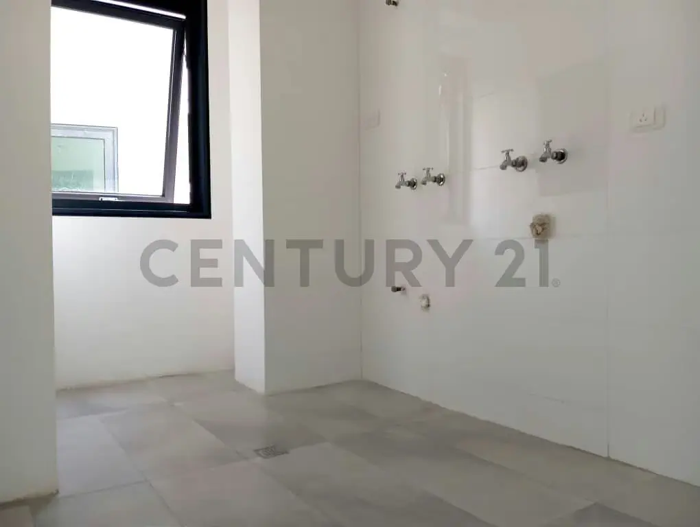 Lujoso y Confortable Apartamento en Venta en Macaracuay con Financiamiento - 6