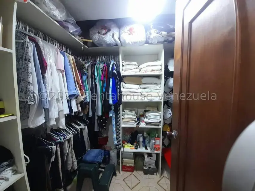 Apartamento (1 Nivel) en Venta en Zona Este, Lara - 24