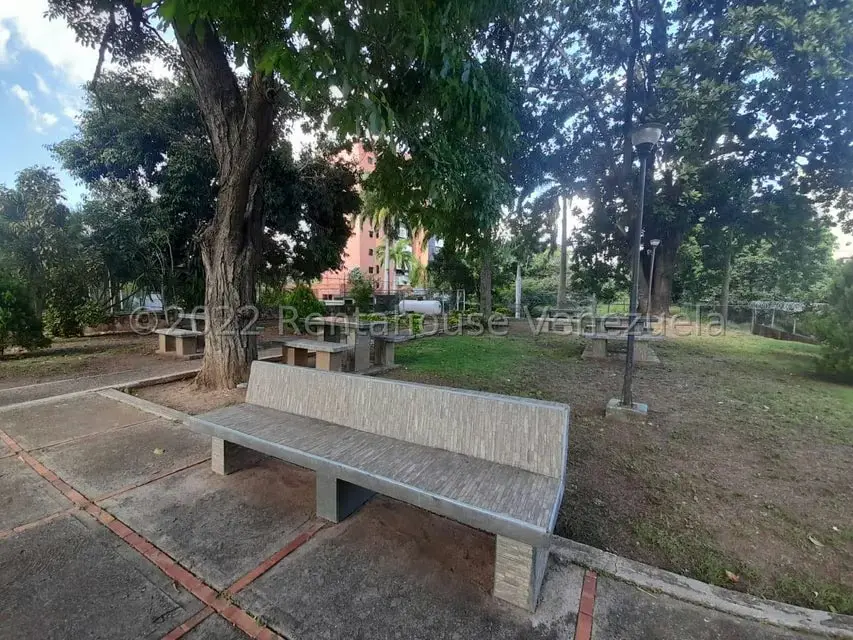 Apartamento (1 Nivel) en Venta en Zona Este, Lara - 43