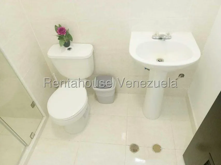 Apartamento (1 Nivel) en Venta en Triangulo del Este, Lara - 17