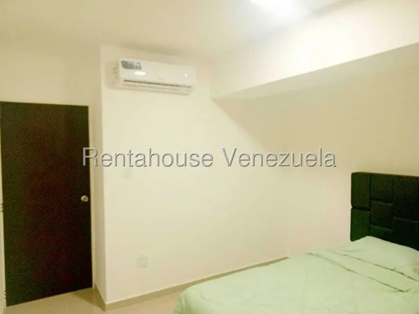 Apartamento (1 Nivel) en Venta en Triangulo del Este, Lara - 19