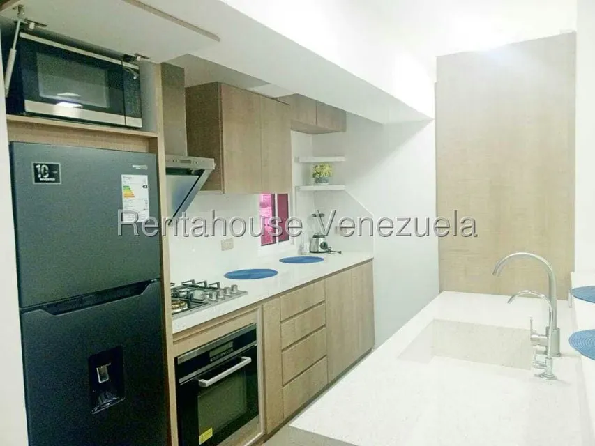 Apartamento (1 Nivel) en Venta en Triangulo del Este, Lara - 3