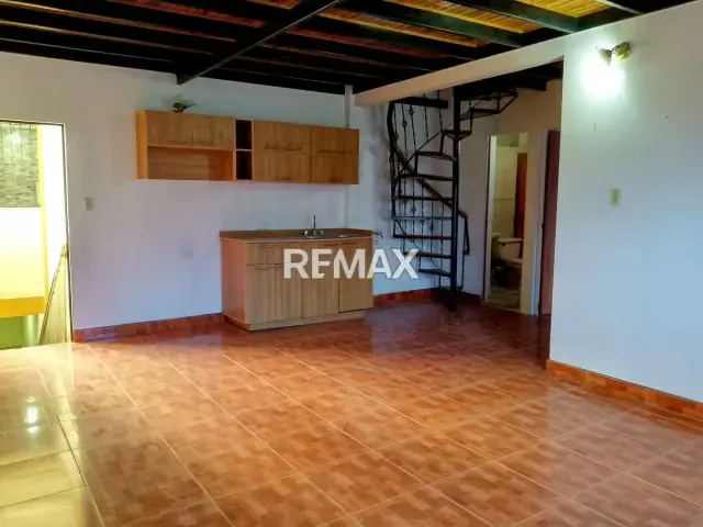 CASA BIFAMILIAR CON DOBLE ACCESO en venta - 14