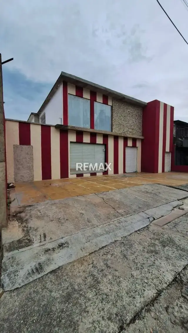 Casa Comercial en Alquiler en La Viña Valencia