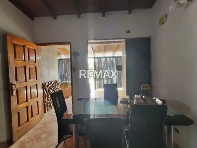 Casa en Venta – Urb. Villas del Valle - 4