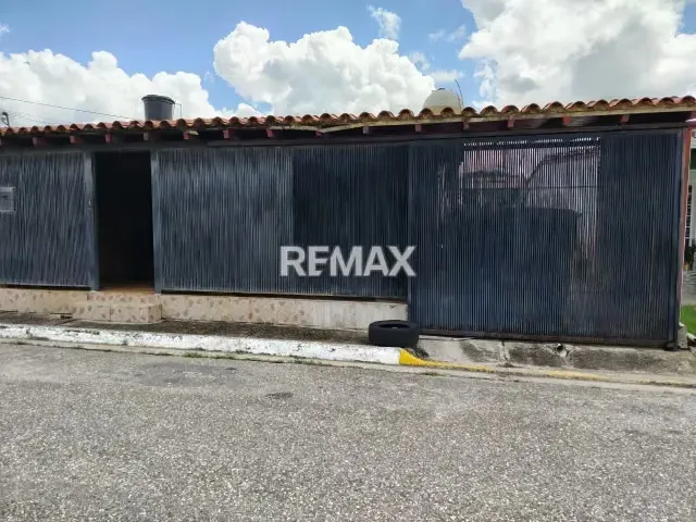 Casa en Venta – Urb. Villas del Valle - 7