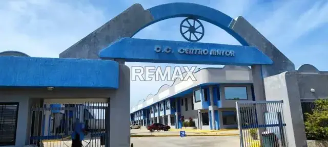 Se Alquila Local Comercial C.C. Centro Mayor San Diego