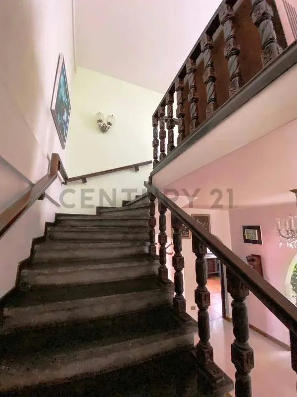 Oportunidad de Inversion: Majestuosa Propiedad Comercial en Jorge Coll - 18