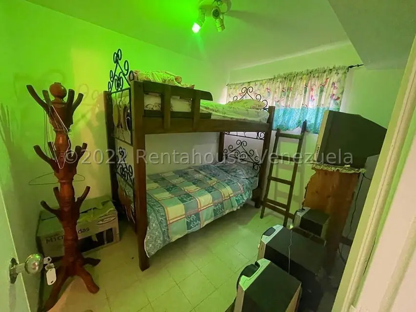 Townhouse (Duplex) en Venta en Parcelamiento Cortada del guayabo, Miranda - 33