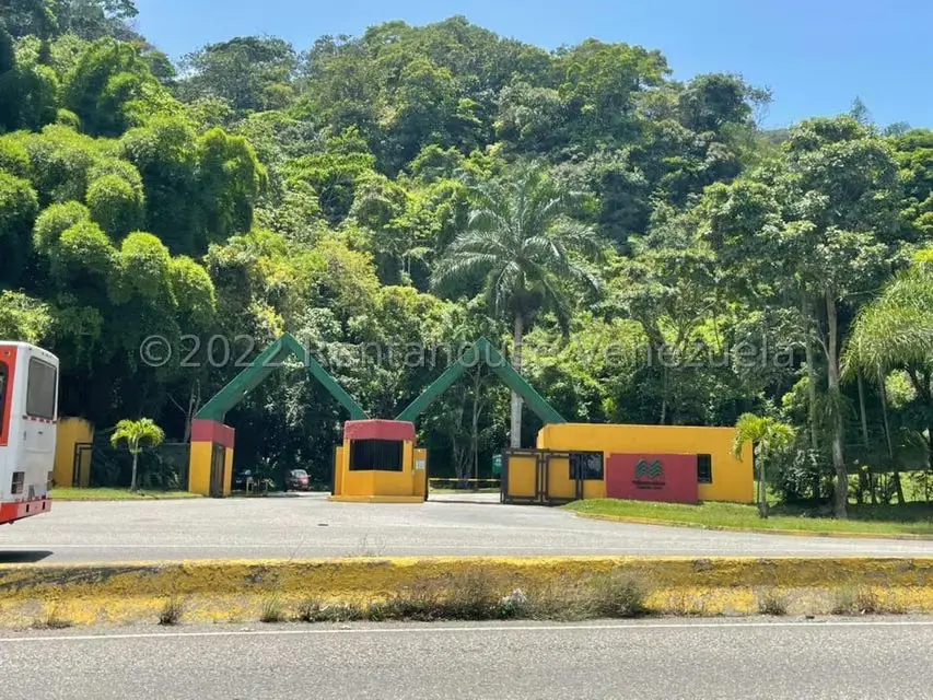 Townhouse (Duplex) en Venta en Parcelamiento Cortada del guayabo, Miranda - 51
