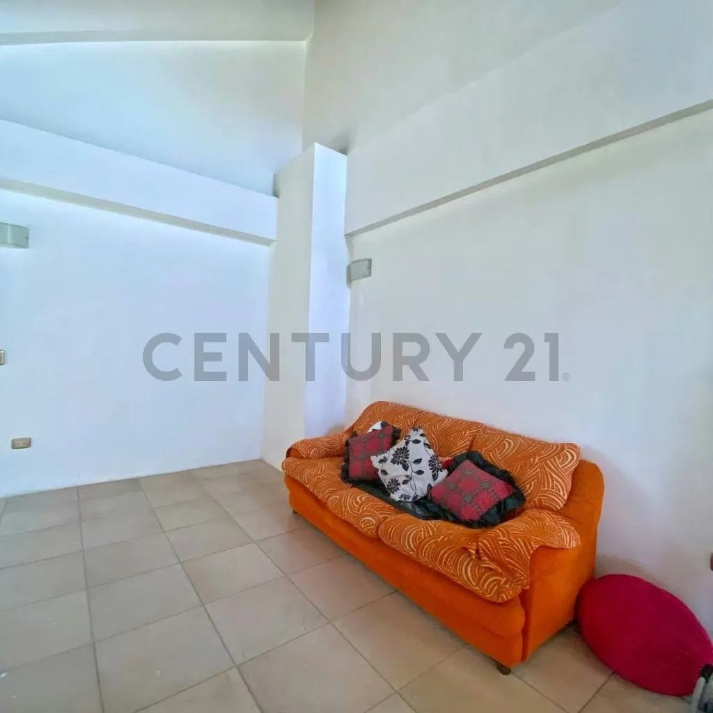 TOWNHOUSE EN LECHERÍA: EXCLUSIVIDAD Y ACCESO PRIVADO A LA PLAYA - 23
