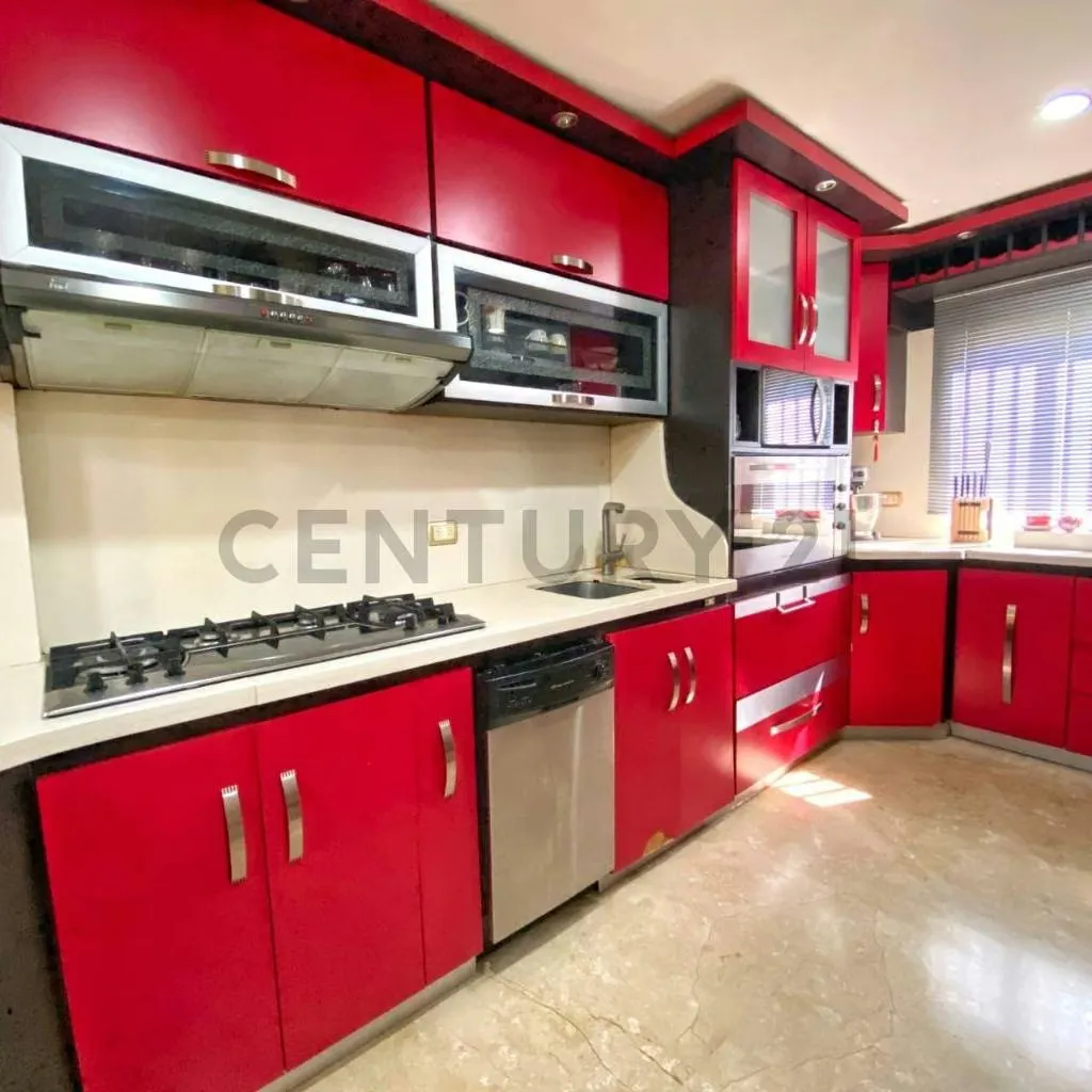 TOWNHOUSE EN LECHERÍA: EXCLUSIVIDAD Y ACCESO PRIVADO A LA PLAYA - 5