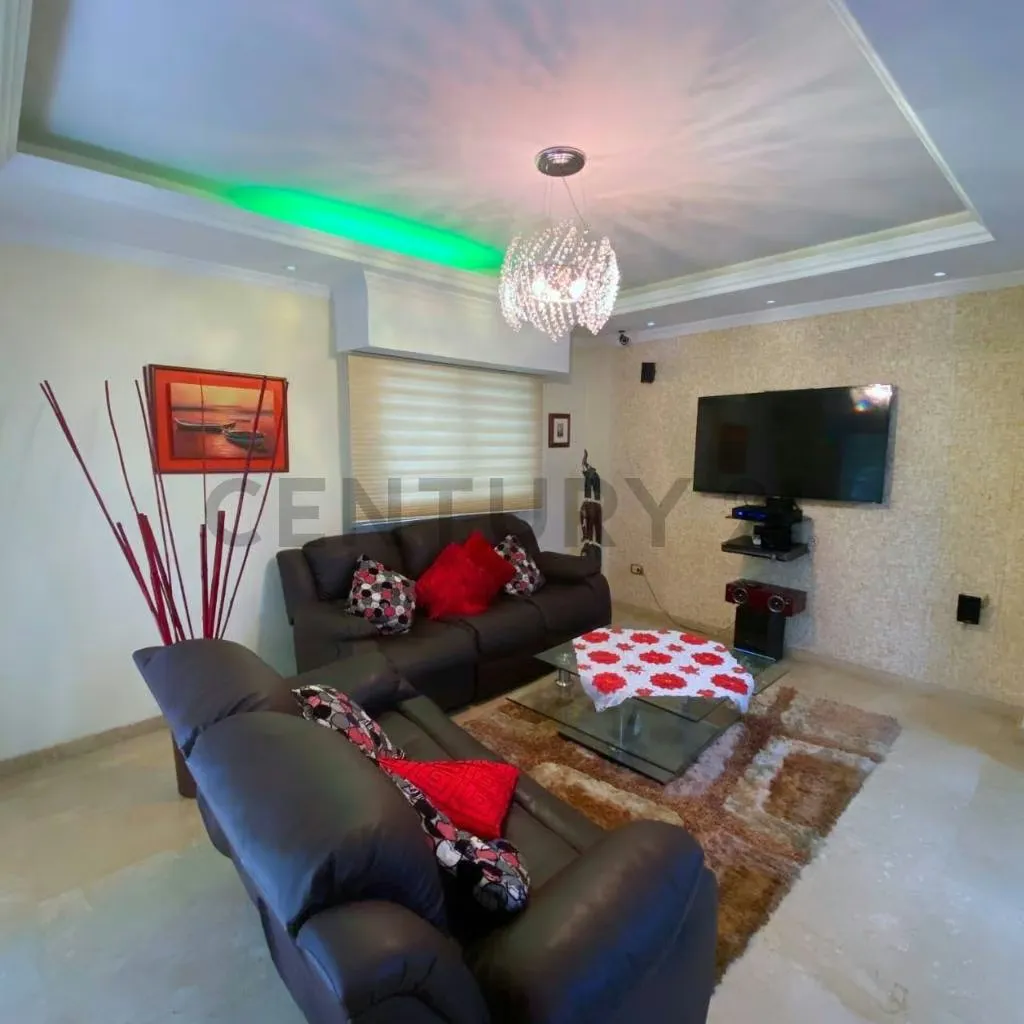 TOWNHOUSE EN LECHERÍA: EXCLUSIVIDAD Y ACCESO PRIVADO A LA PLAYA - 8