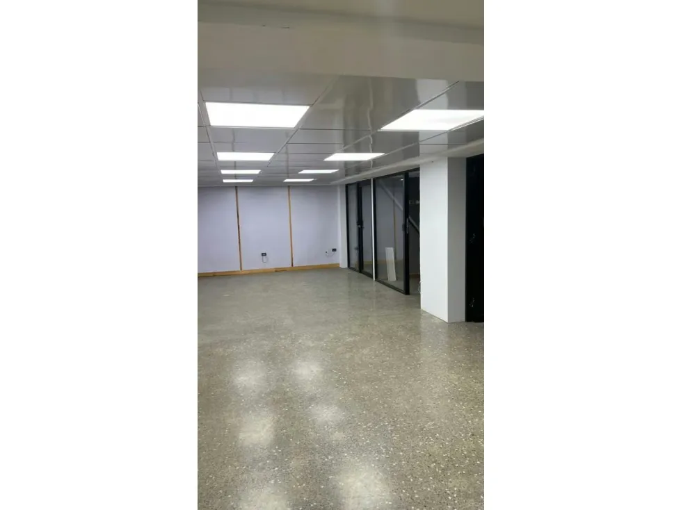 Vendo edificio industrial 7000m2 La Yaguara 3476 - 5