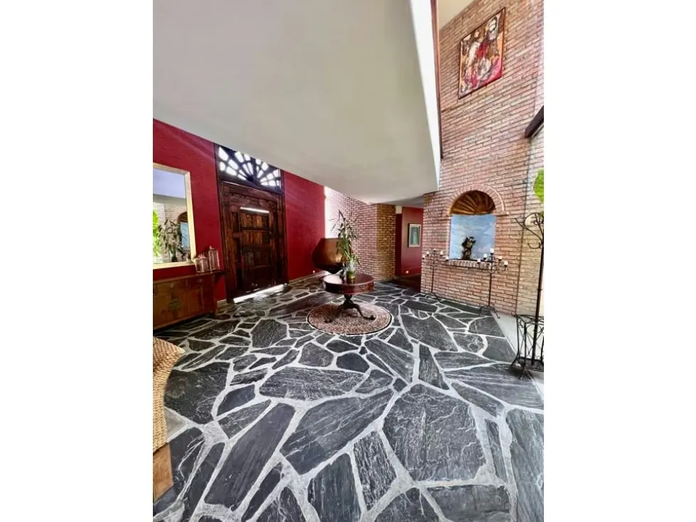 Vendo casa 1080m2 La Trinidad 9250 - 6