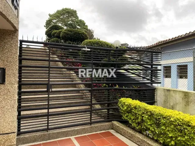 ALQUILER APARTAMENTO URBANIZACION LAS MINAS - 2