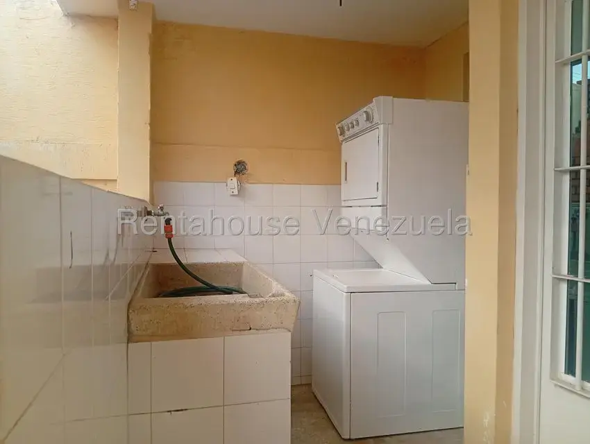 Casa (1 Nivel) en Alquiler en Tamare, Zulia - 22
