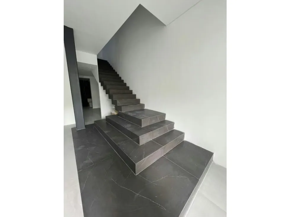 Local en alquiler 230m², C. Madrid, Las Mercedes - 5