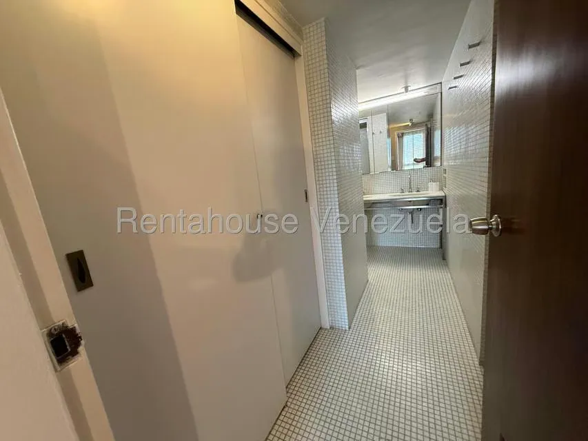 Apartamento (1 Nivel) en Alquiler en Santa Marta, Distrito Metropolitano - 27