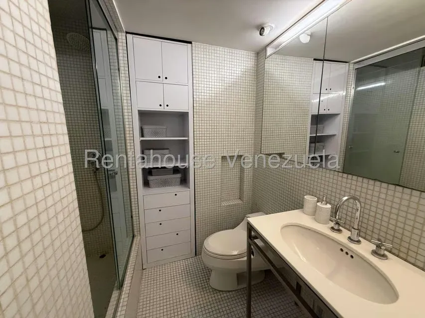 Apartamento (1 Nivel) en Alquiler en Santa Marta, Distrito Metropolitano - 28