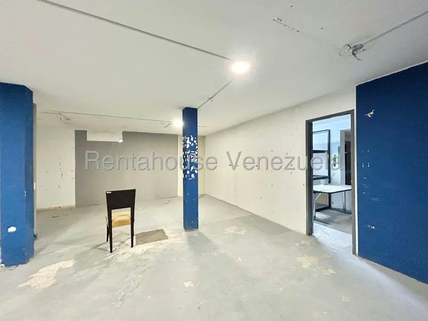 Casa (1 Nivel) en Alquiler en Chuao, Distrito Metropolitano - 12