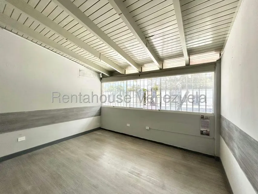 Casa (1 Nivel) en Alquiler en Chuao, Distrito Metropolitano - 27