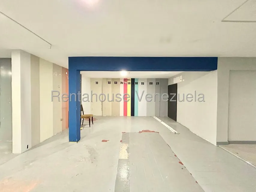 Casa (1 Nivel) en Alquiler en Chuao, Distrito Metropolitano - 9
