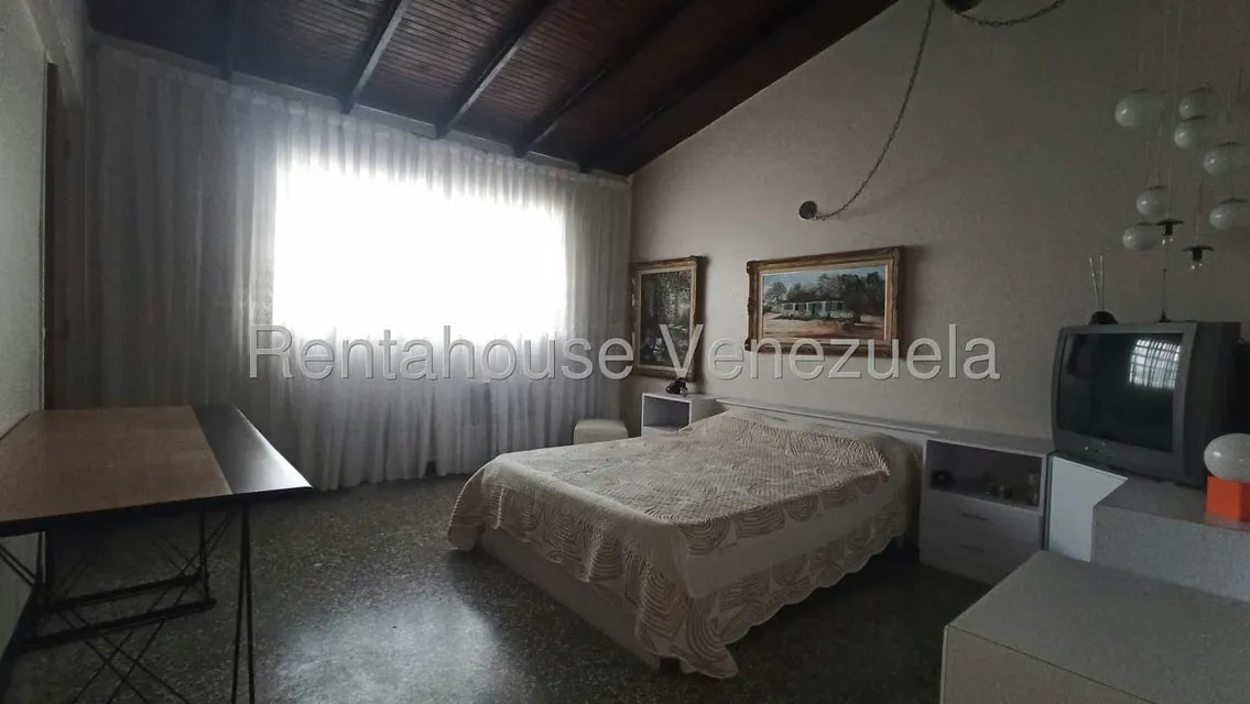 Casa (Multipes Niveles) en Venta en Cerro Alto, Miranda - 19