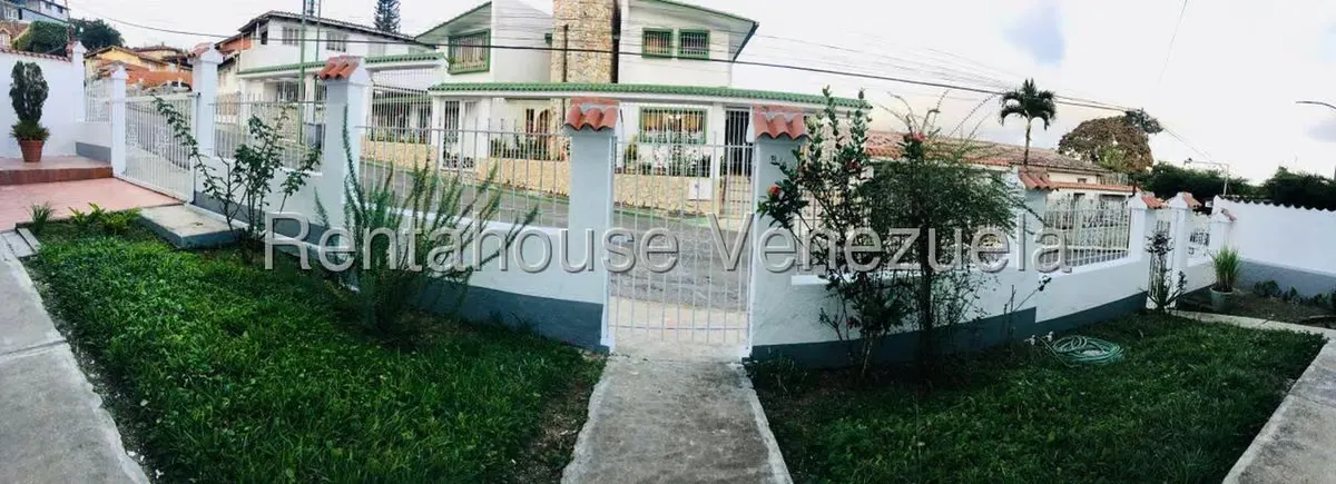 Casa (Multipes Niveles) en Venta en Cerro Alto, Miranda - 23