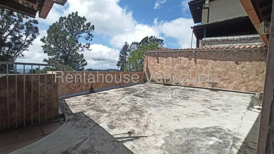 Casa (Multipes Niveles) en Venta en Cerro Alto, Miranda - 24