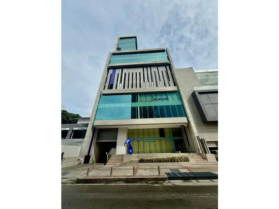 Se vende oficina en gris 285m2 Las Mercedes - 11