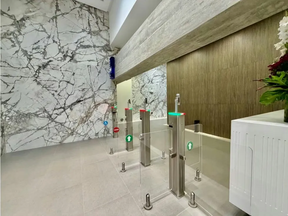 Se vende oficina en gris 285m2 Las Mercedes - 5